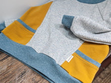 Load image into Gallery viewer, 2T Confetti side pocket sweater