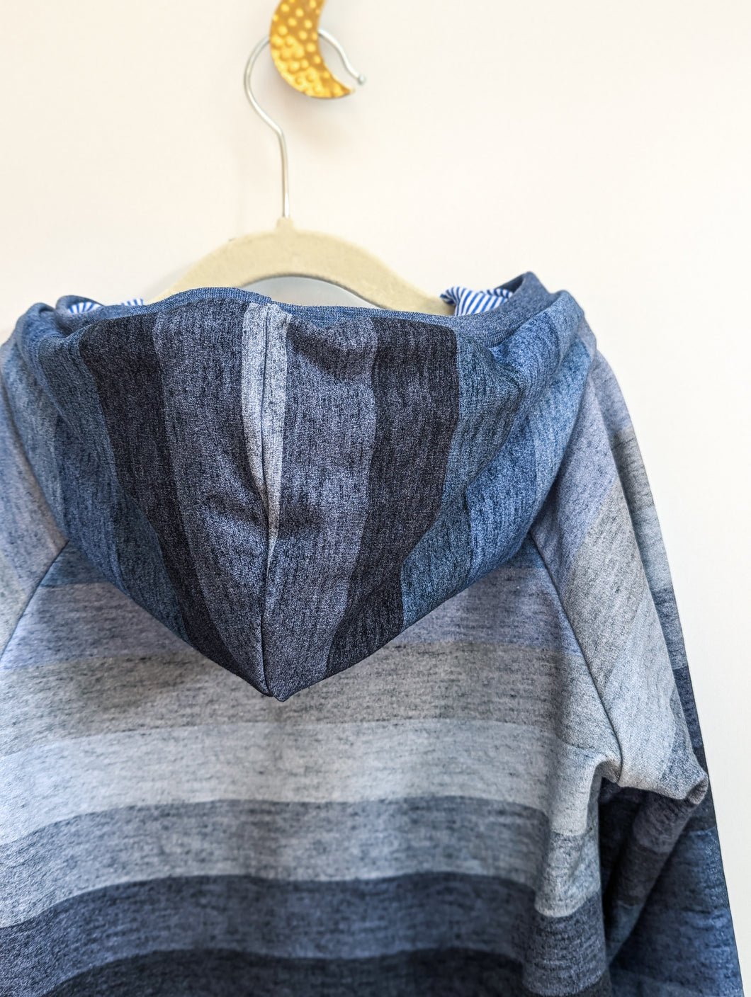 7/8Y Blue Variant Stripe Hoodie