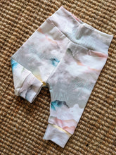 Load image into Gallery viewer, 0-3m &#39;Stormy&#39; Cuffed Leggings